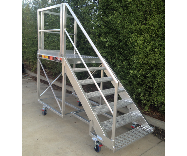 Aluminum mobile access platform with stairs