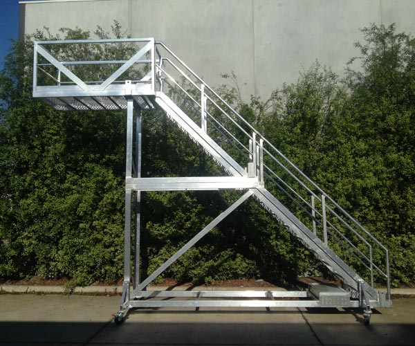 Aluminum stairs